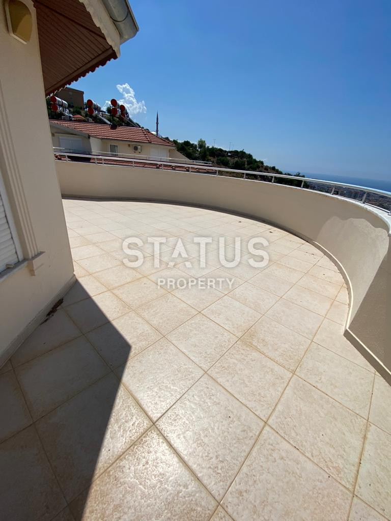 Двухуровневая меблированная квартира с видом на море в Джикджилли. 200м2 фото 25