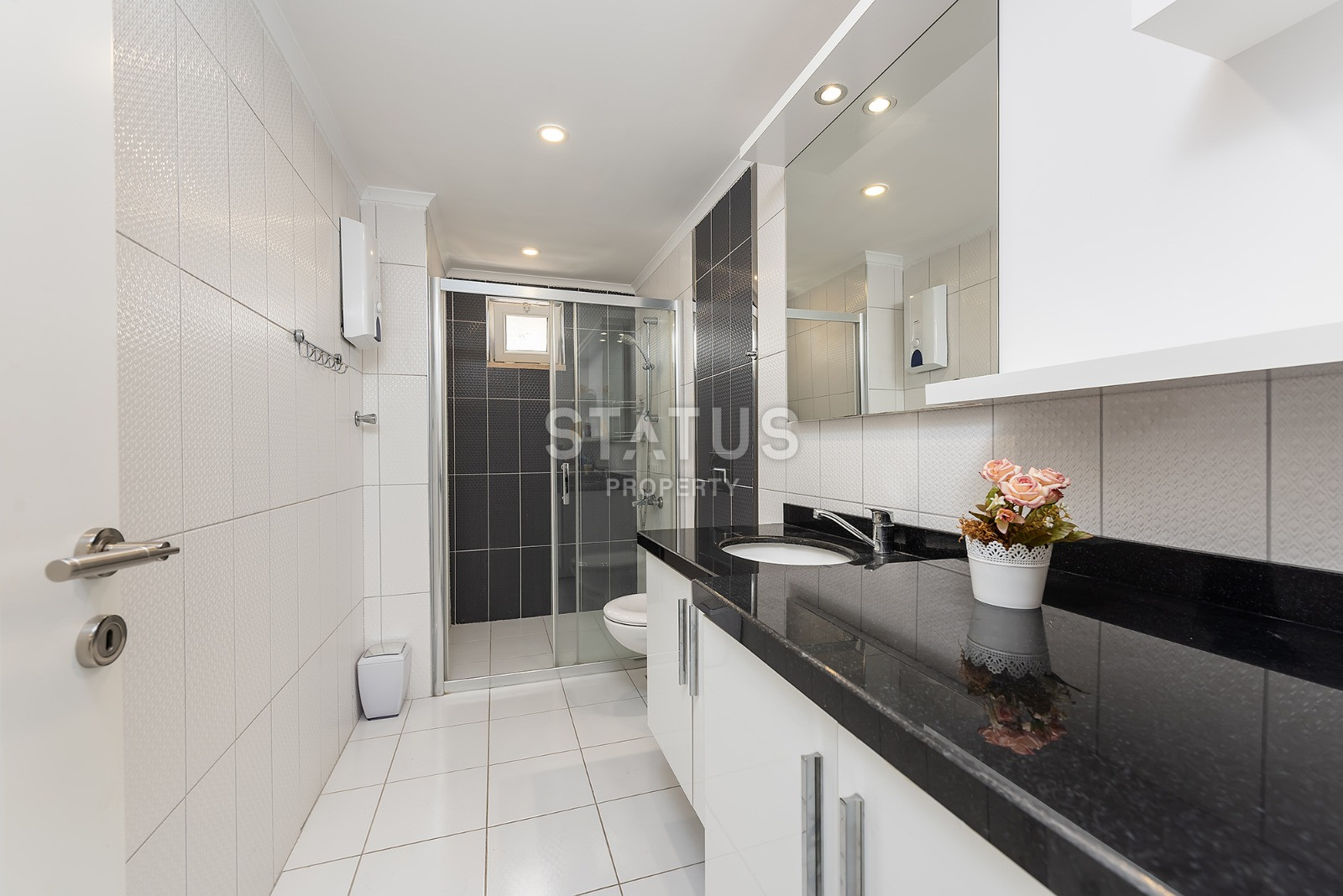 Двухкомнатная меблированная квартира в ЖК с полной инфраструктурой. 77м2 фото 24