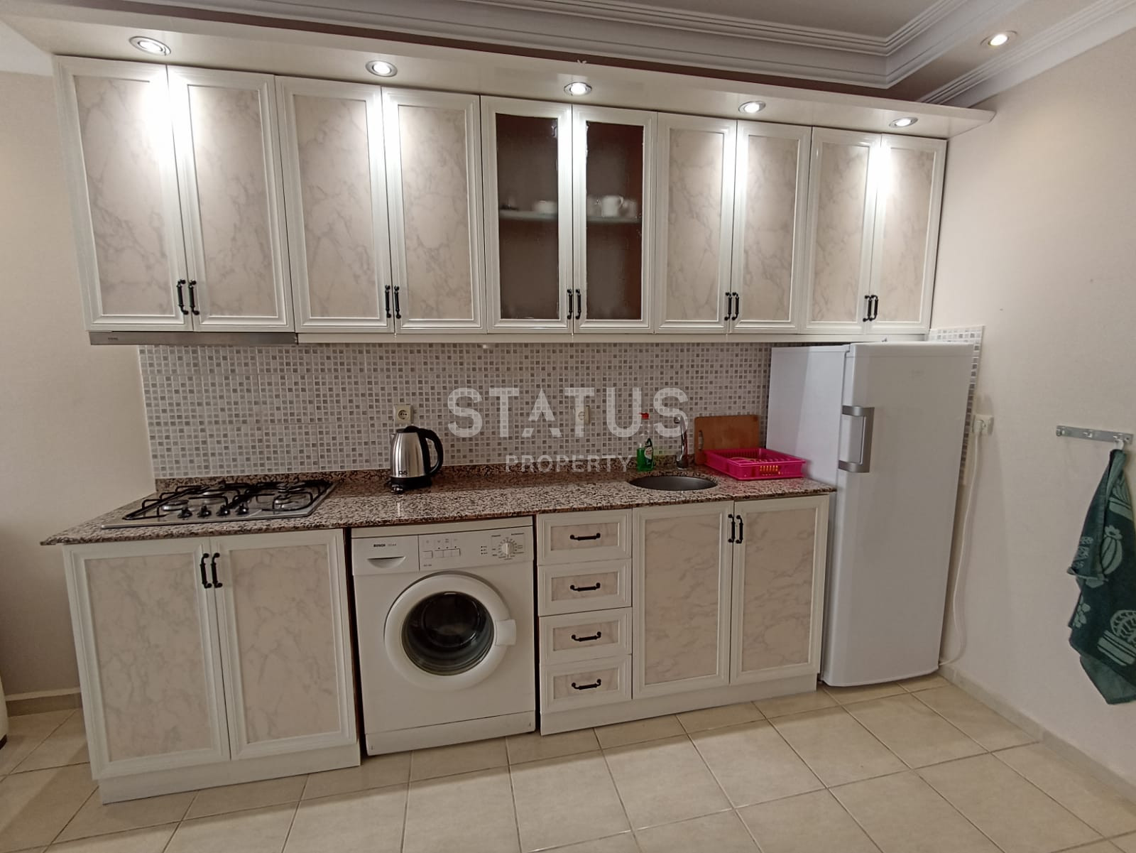 Spacious two-room apartment 200m from the sea in OBA. 75m2 фото 4