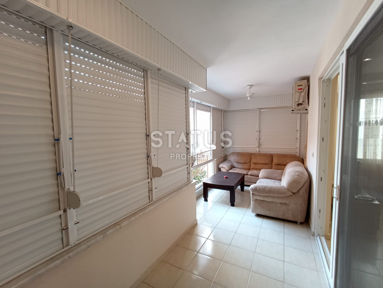 Spacious two-room apartment 200m from the sea in OBA. 75m2 фото 9