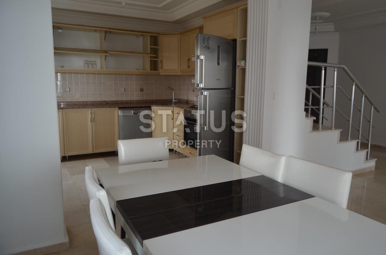 Меблированный пентхаус с прямым видом на Средиземное море и в 50 метрах о него, 185 кв. м. фото 6