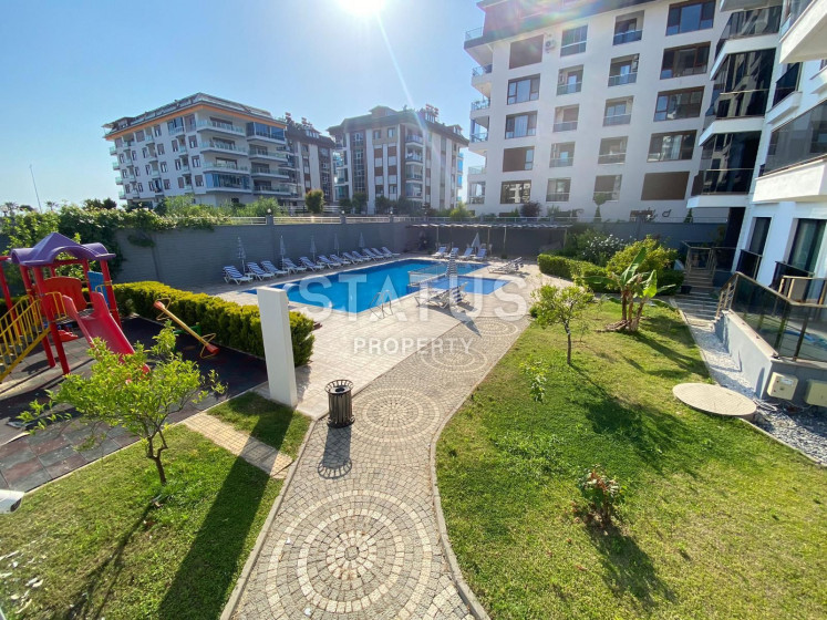 Просторная квартира на берегу моря 1+1 в Кестеле. 85м2 фото 1