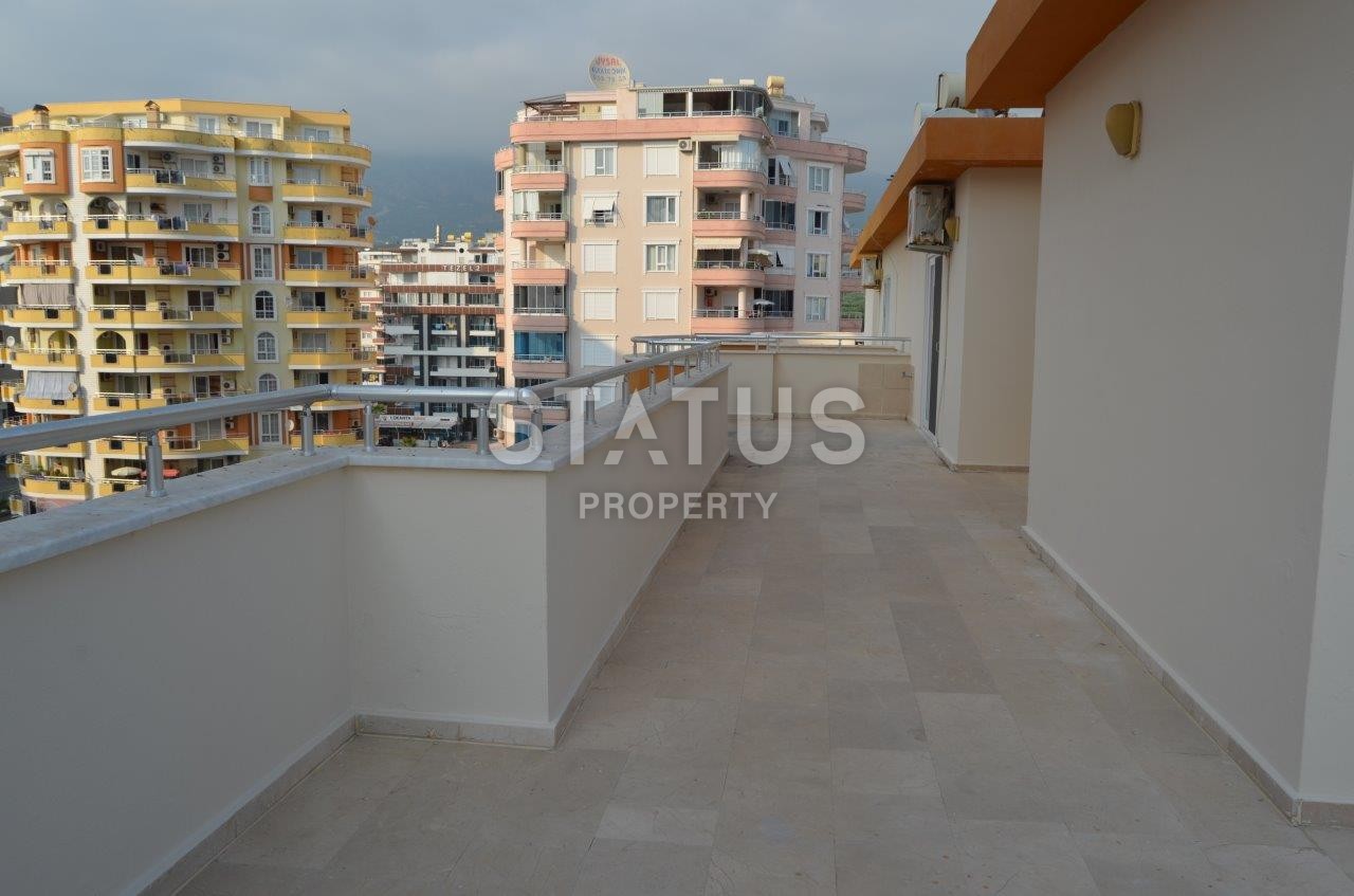 Меблированный пентхаус с прямым видом на Средиземное море и в 50 метрах о него, 185 кв. м. фото 27