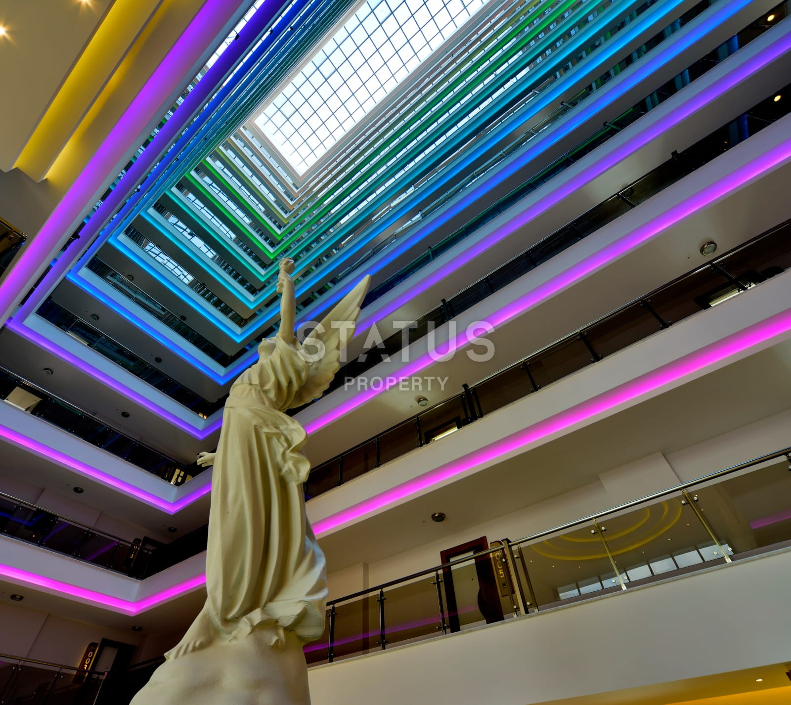 Furnished apartment 1+1 in a luxury complex in Mahmutlar 70m2 фото 25