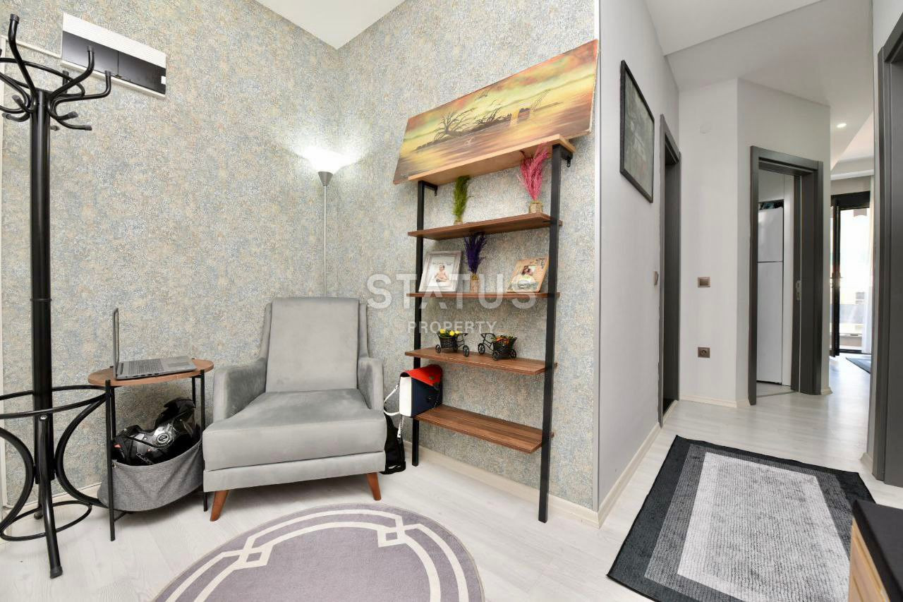 Трёхкомнатная меблированная квартира 300м от моря в центре Аланьи. 80м2 фото 9