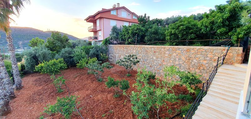 Трёхэтажная вилла с собственным садом и видом на море в Газипаше.  370м2 фото 25