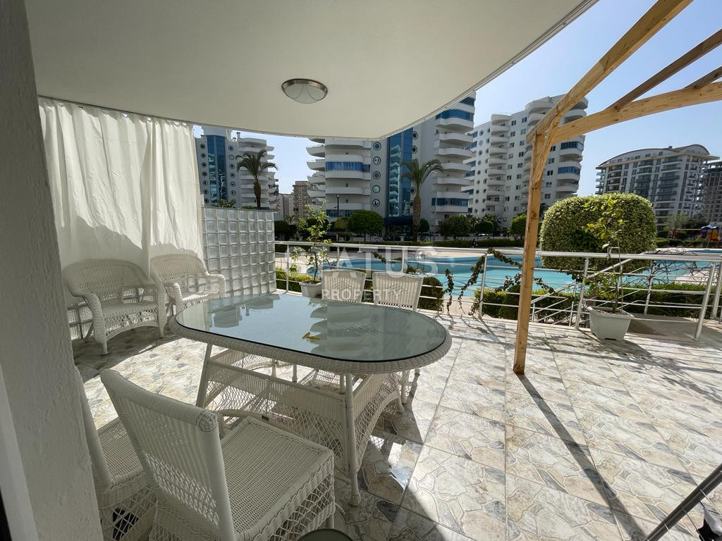 Большая квартира 4+1 с собственным выходом в бассейн в Махмутларе. фото 9