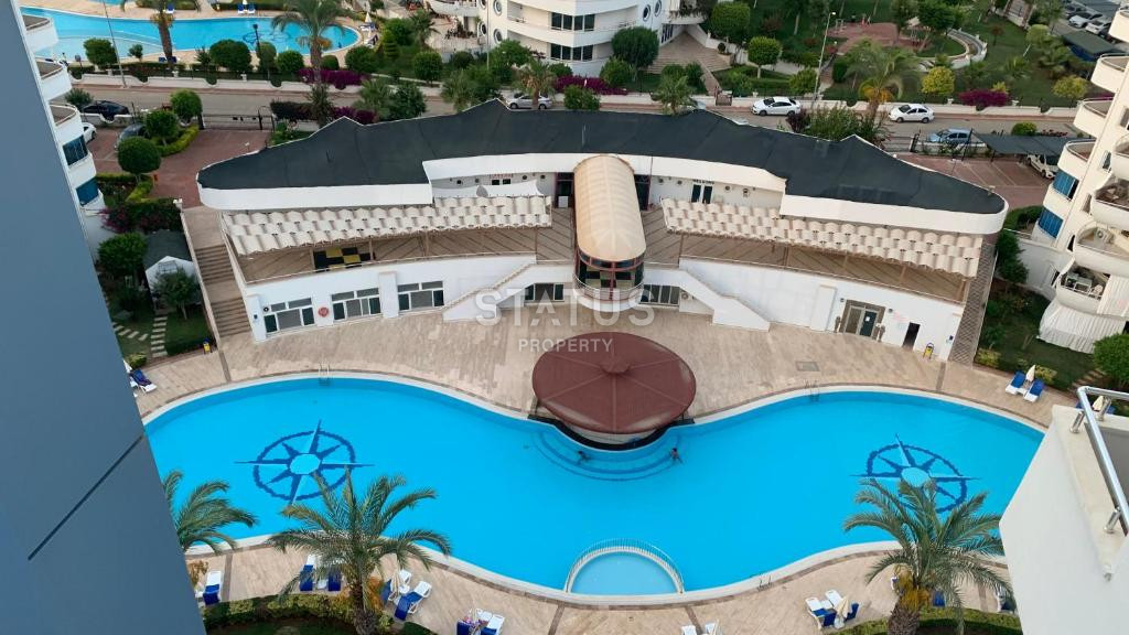 Большая квартира 4+1 с собственным выходом в бассейн в Махмутларе. фото 12