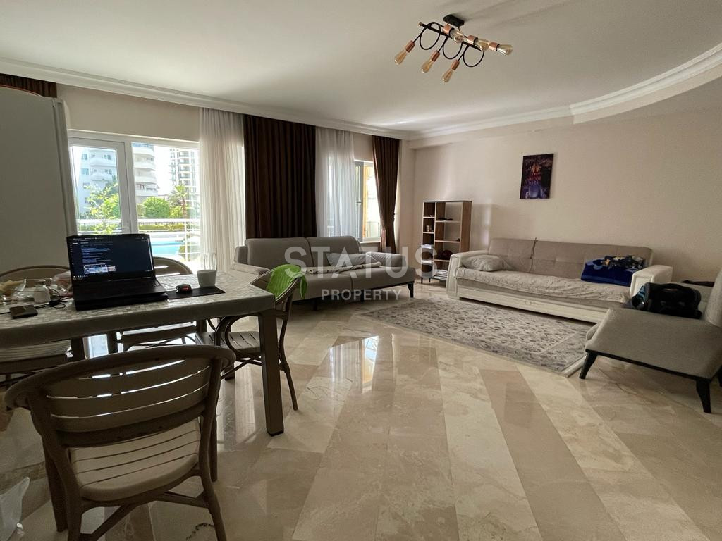 Большая квартира 4+1 с собственным выходом в бассейн в Махмутларе. фото 14