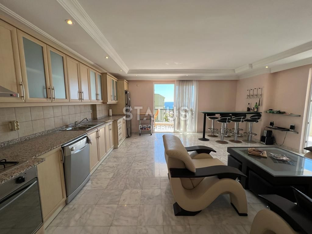 Three-room apartment 100 meters from the coast in Mahmutlar. 115m2 фото 5