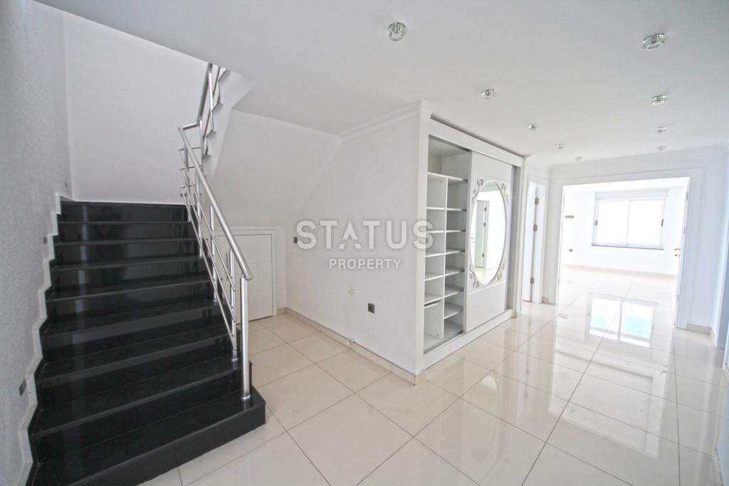 Просторный дуплекс в центре Алании c видом на море 400 m2. фото 7