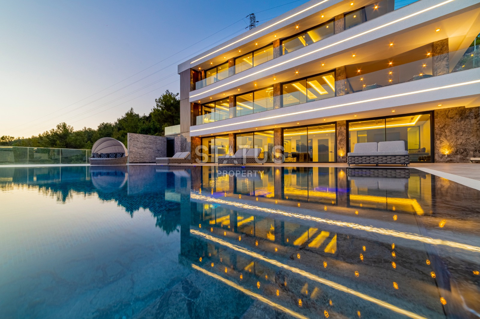 Luxurious 3-storey villa with views of Calais and the sea. 516m2-1650m2 фото 4