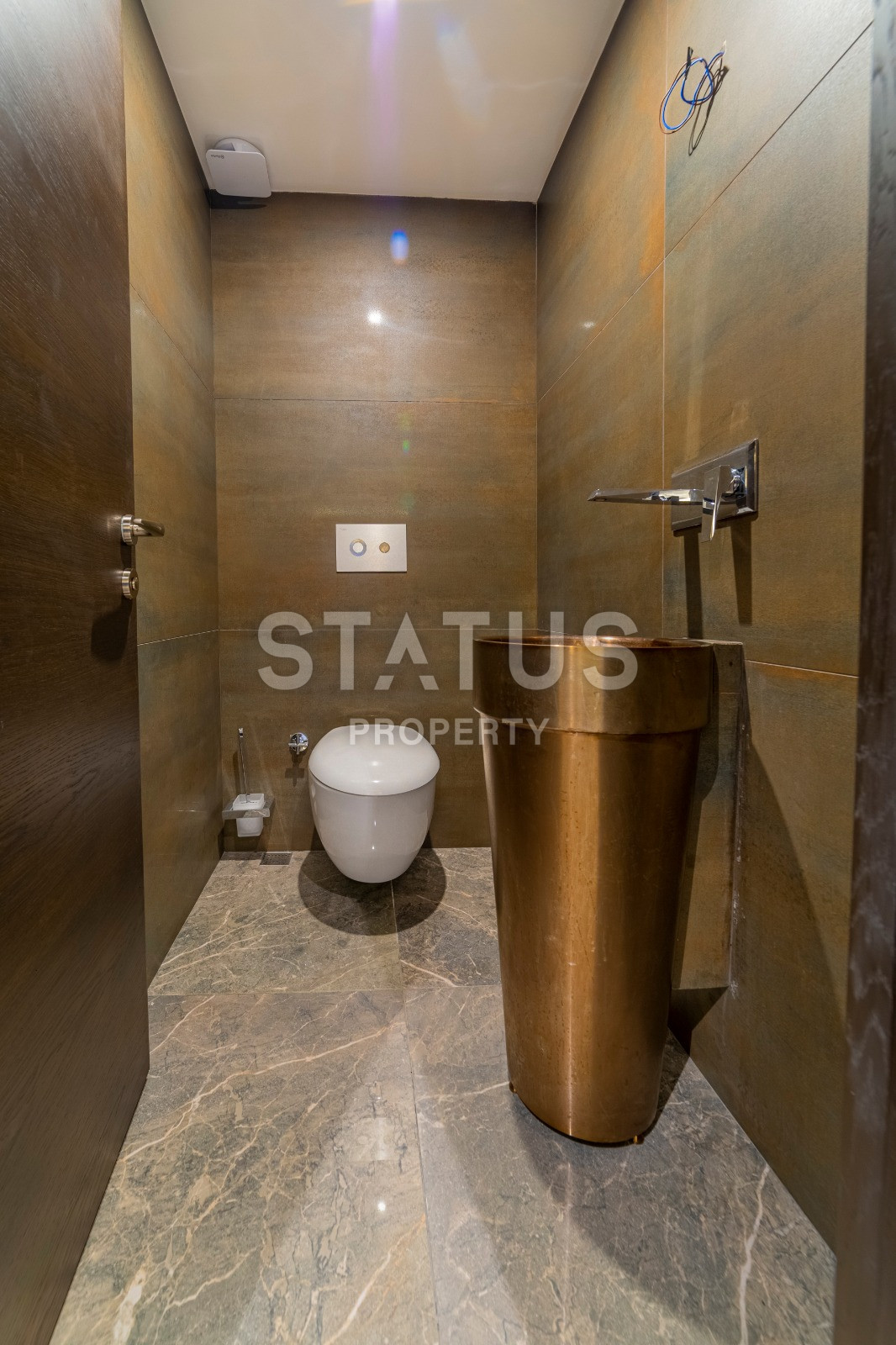 Luxurious 3-storey villa with views of Calais and the sea. 516m2-1650m2 фото 5