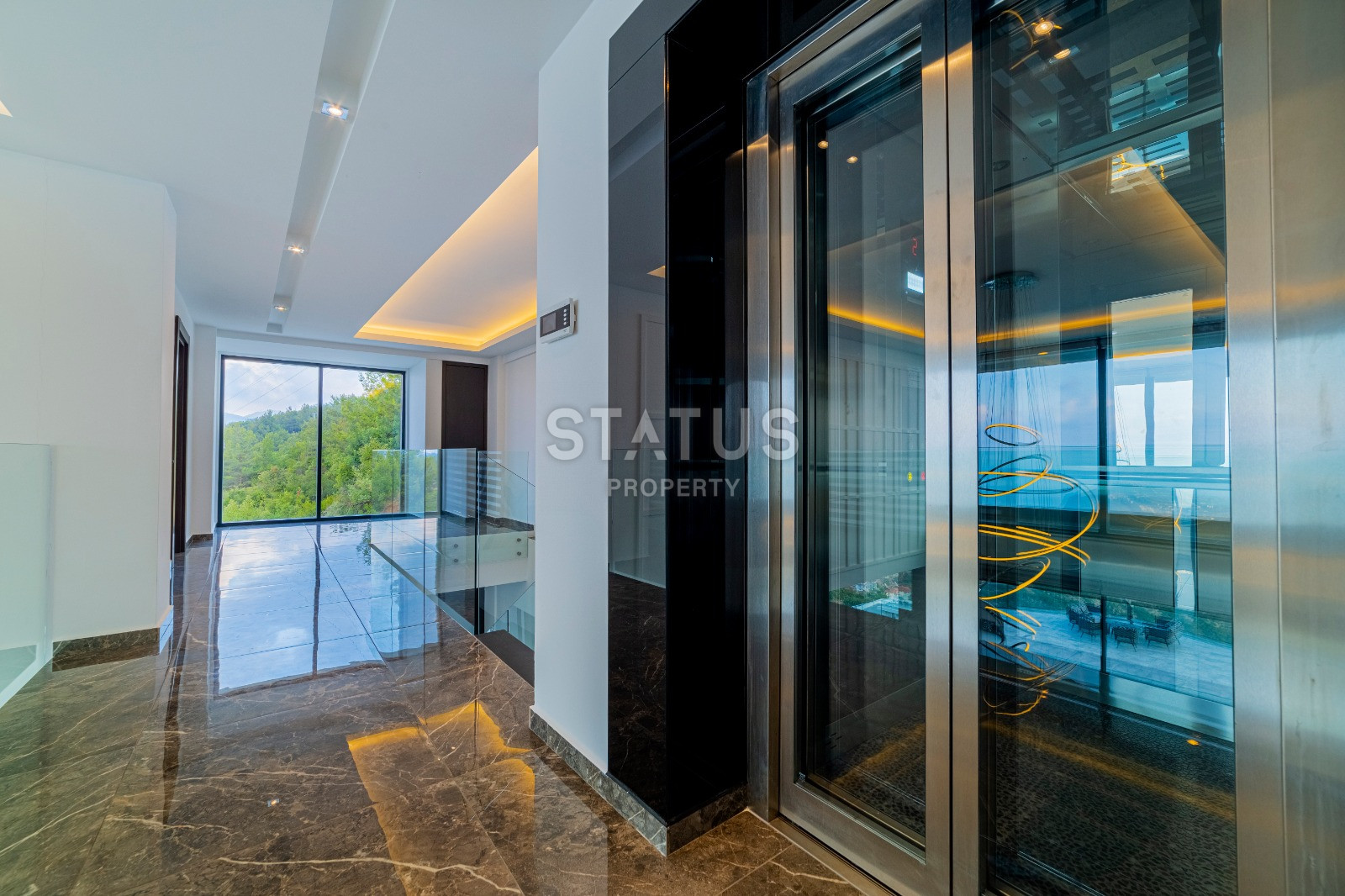 Luxurious 3-storey villa with views of Calais and the sea. 516m2-1650m2 фото 14