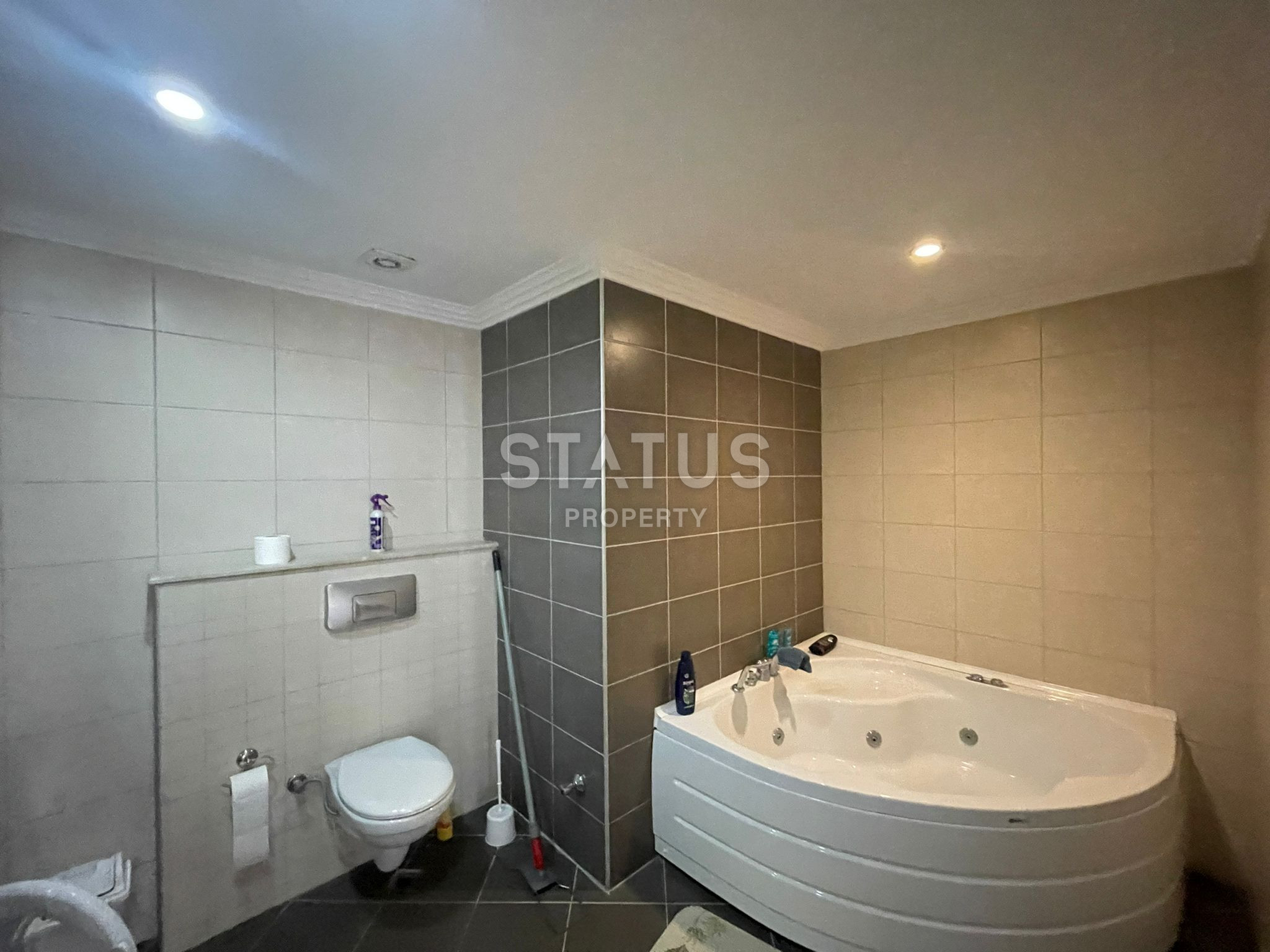 Трёхкомнатная квартира с ванной и джакузи в Джикджилли. 130м2 фото 5