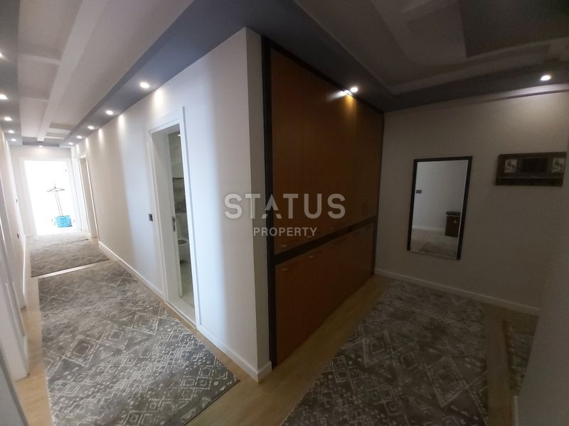 Spacious four-room apartment with a good location in Mahmutlar. 140m2 фото 16