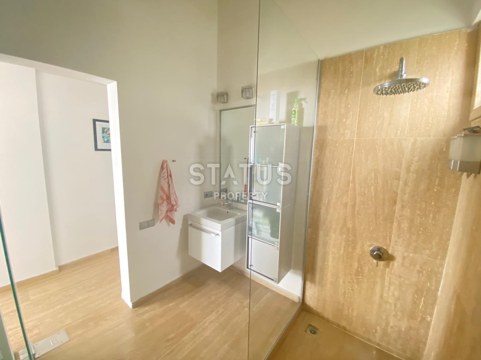 Panoramic two-level penthouse in the Bektash area. 250m2 фото 4