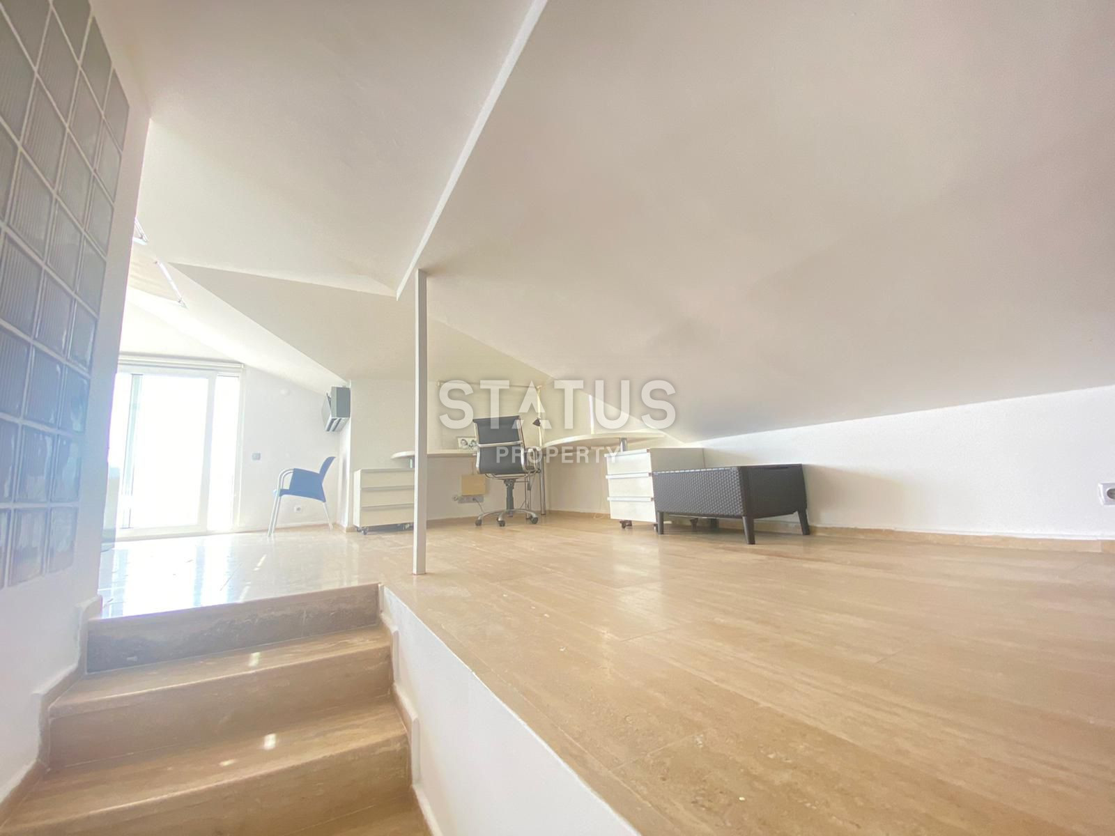 Panoramic two-level penthouse in the Bektash area. 250m2 фото 11