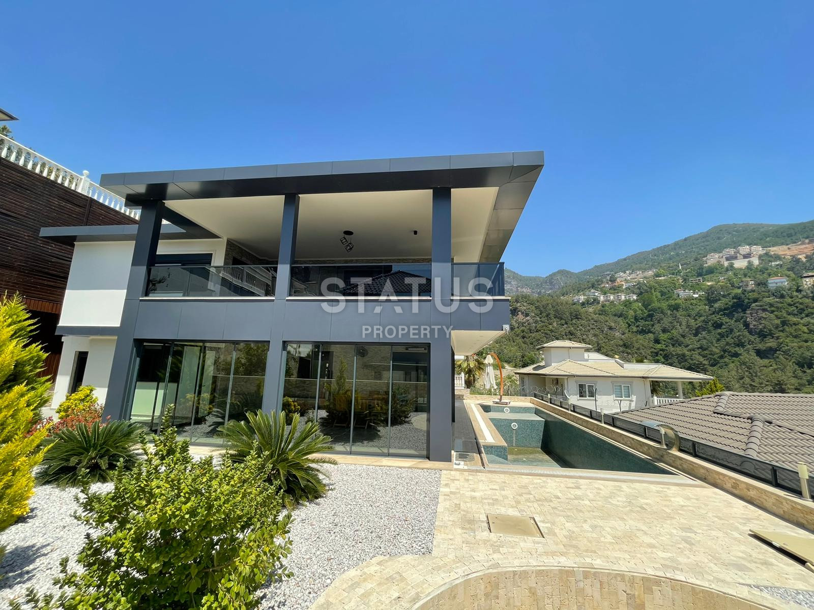 Просторная вилла 3+1 для ценителей комфорта и эстетичности в Тепе. 300м2 фото 5