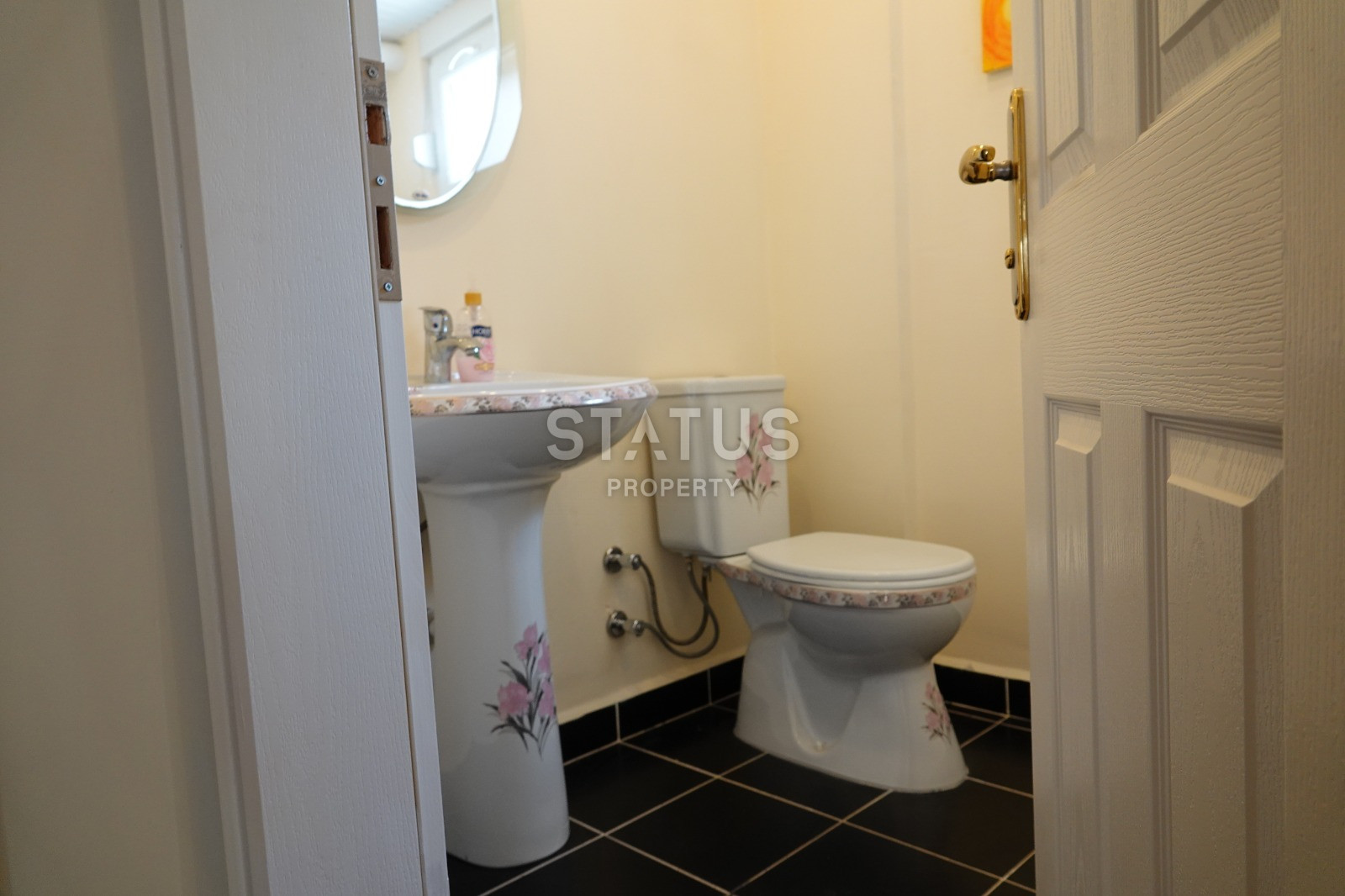 Three-level villa 6+2 in Bektaşe. 220m2 +100m2 фото 14