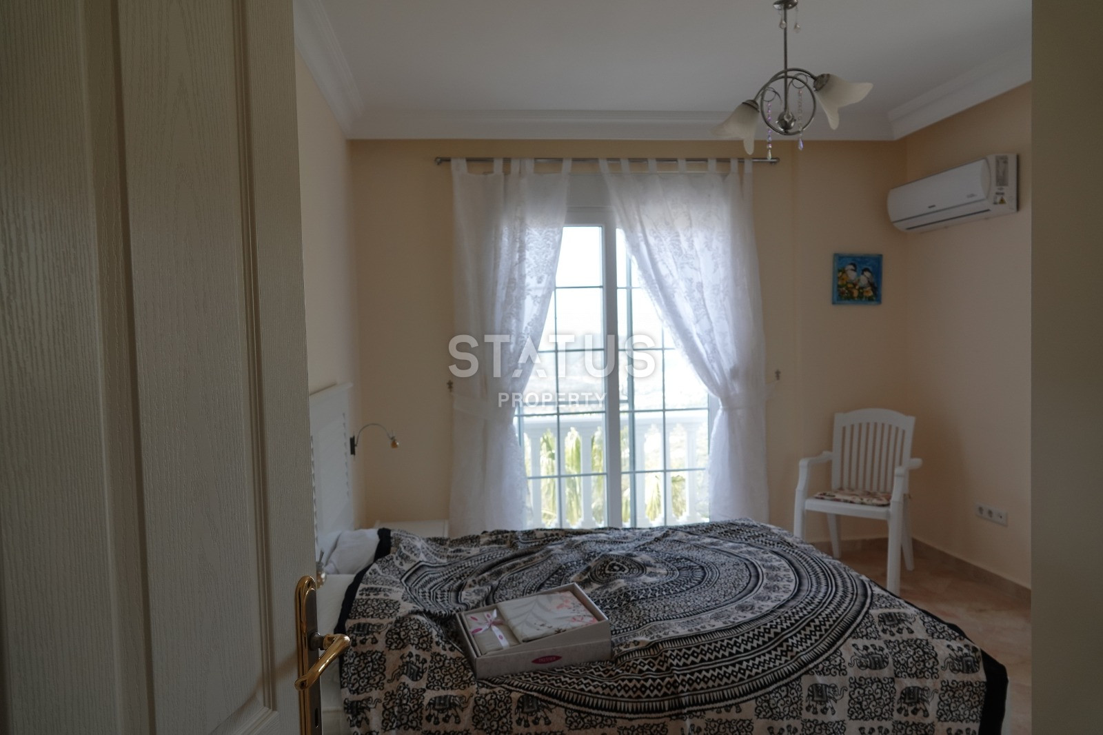 Three-level villa 6+2 in Bektaşe. 220m2 +100m2 фото 17