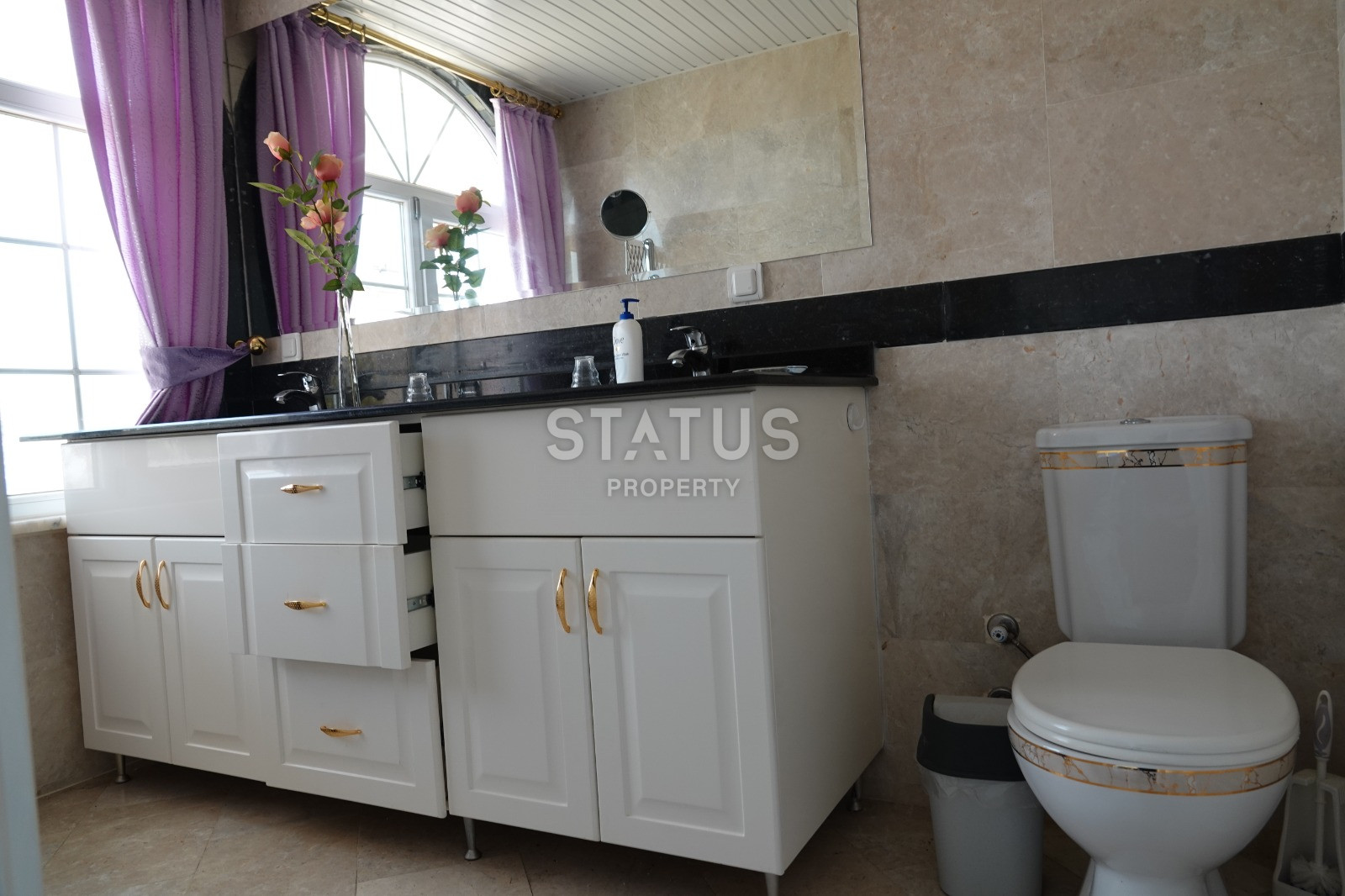 Three-level villa 6+2 in Bektaşe. 220m2 +100m2 фото 19