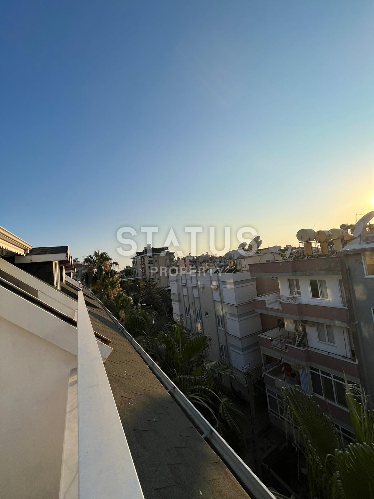 Status Property campaign offers you luxurious two-level apartments in the center of Alanya 2+1. 105m2 фото 10