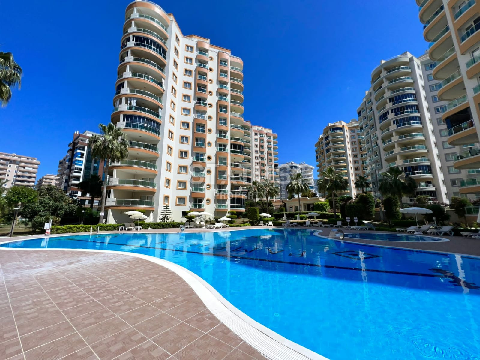 Spacious furnished 1+1 apartment in a complex with infrastructure in Mahmutlar. 65m2 фото 19