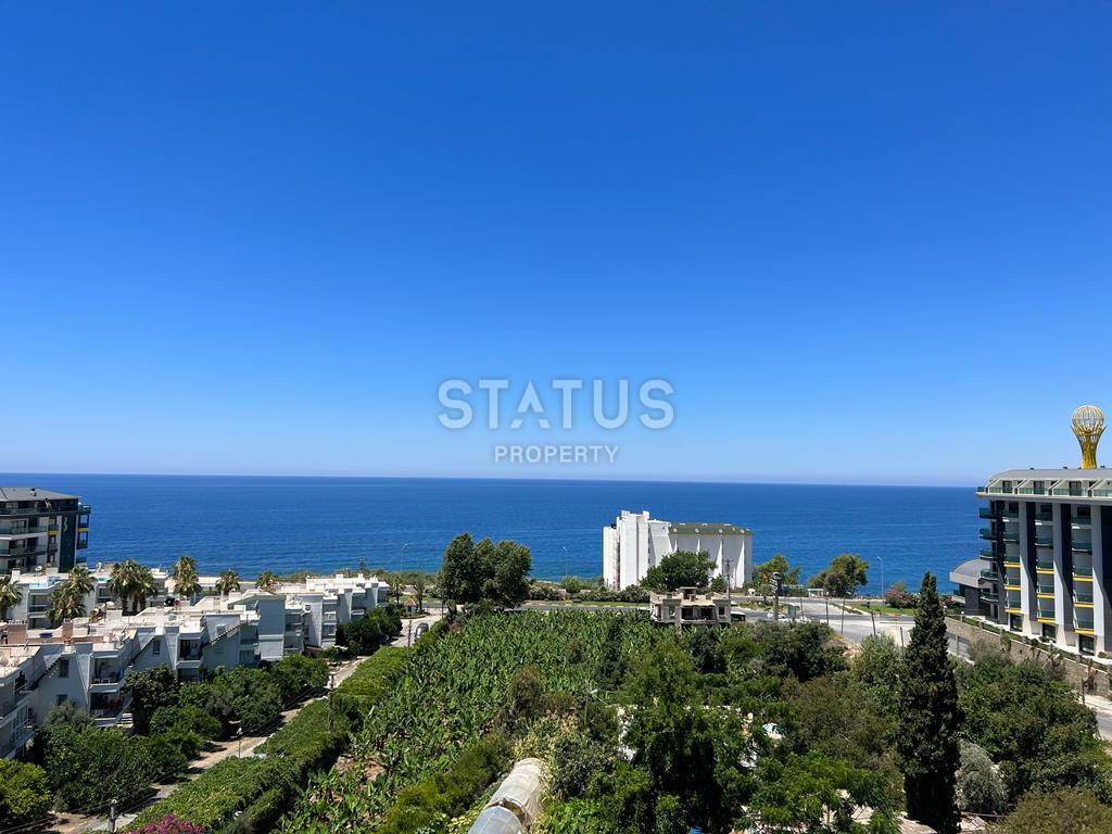 2 apartments: duplex with a garden and 1+1 in a new premium class residential complex in Kargicak. фото 9