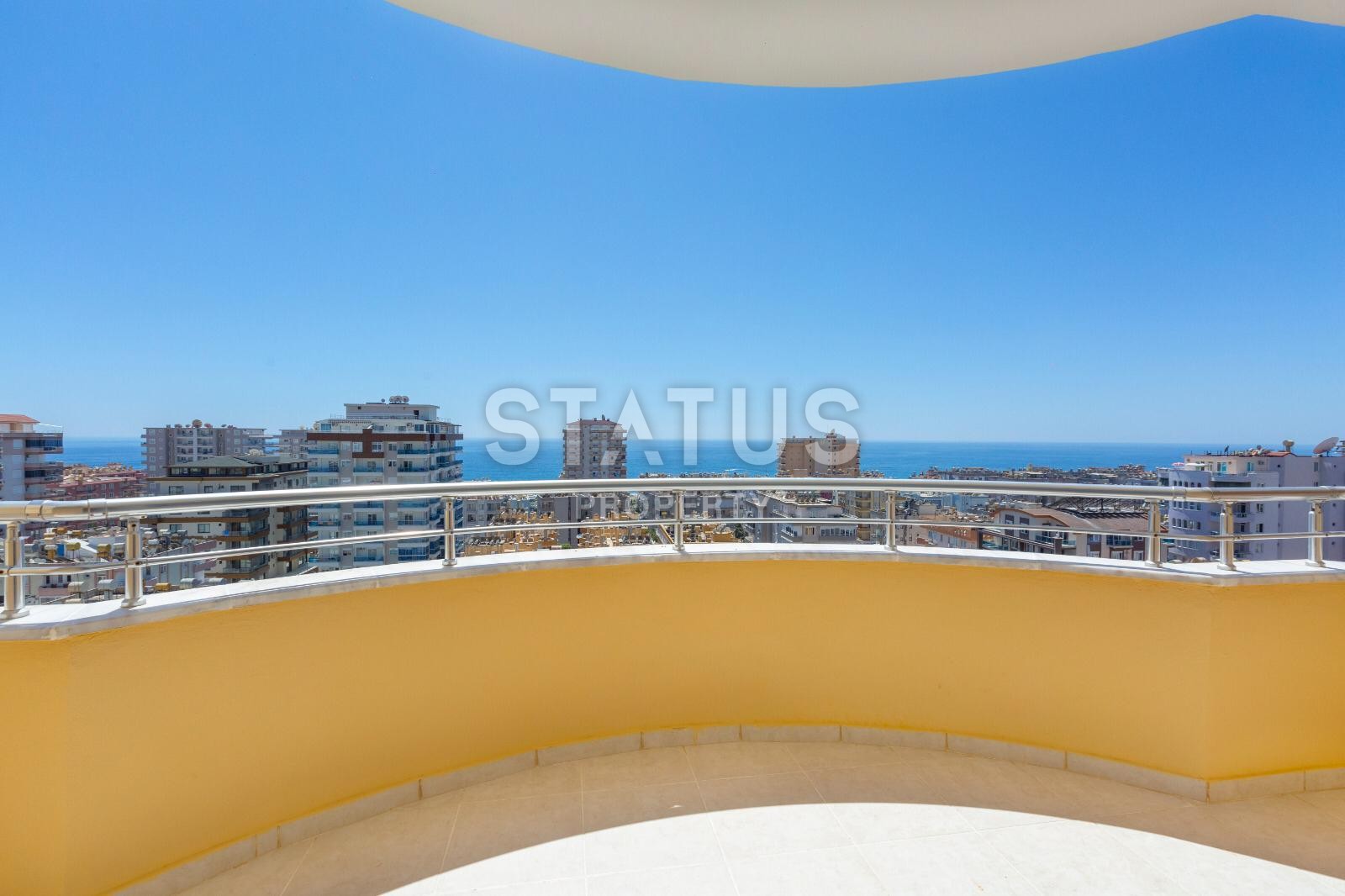 Меблированные апартаменты с прямым видом на море и горы, 130 м2. фото 4