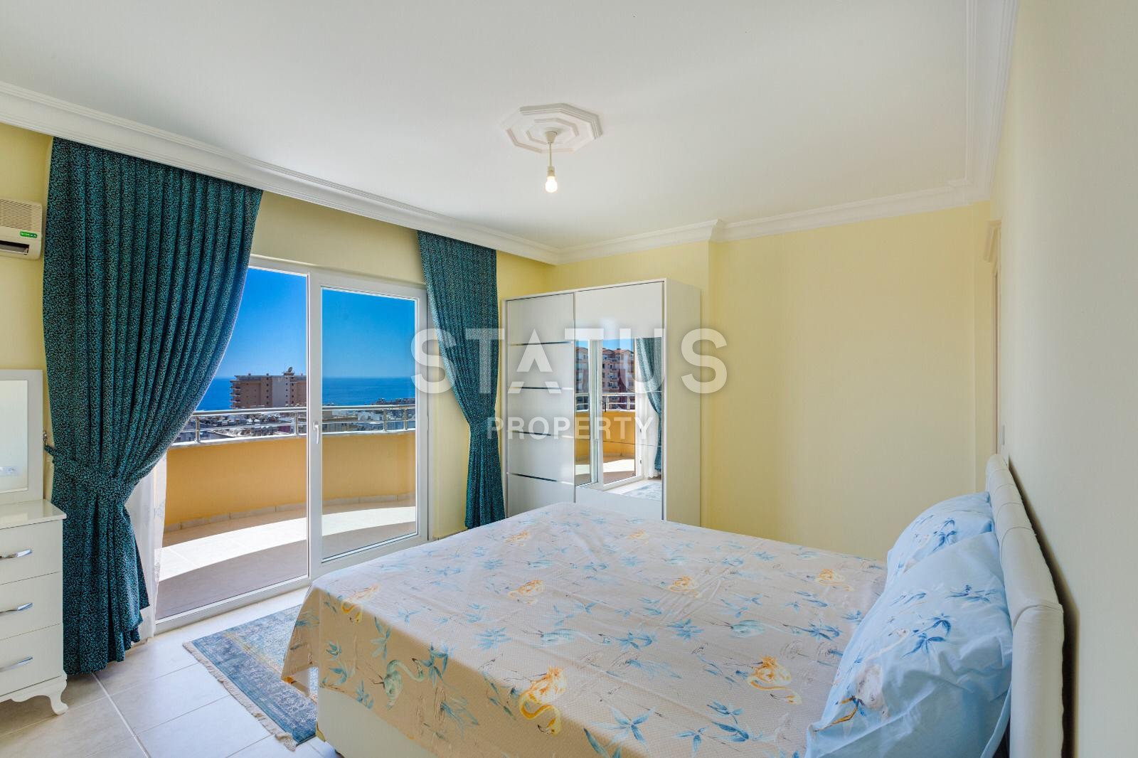 Меблированные апартаменты с прямым видом на море и горы, 130 м2. фото 8