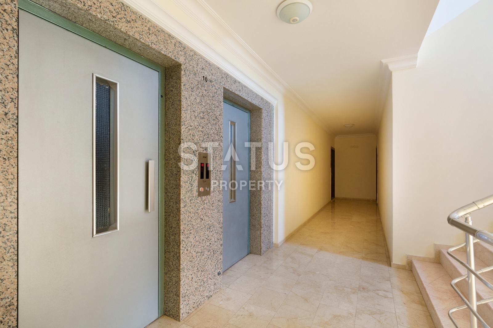 Меблированные апартаменты с прямым видом на море и горы, 130 м2. фото 16