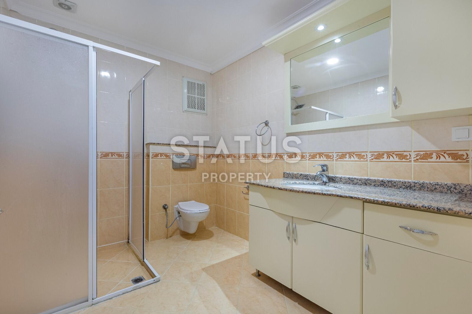 Квартира с новой мебелью 2+1 в центре Махмутлара 130 кв.м. фото 24