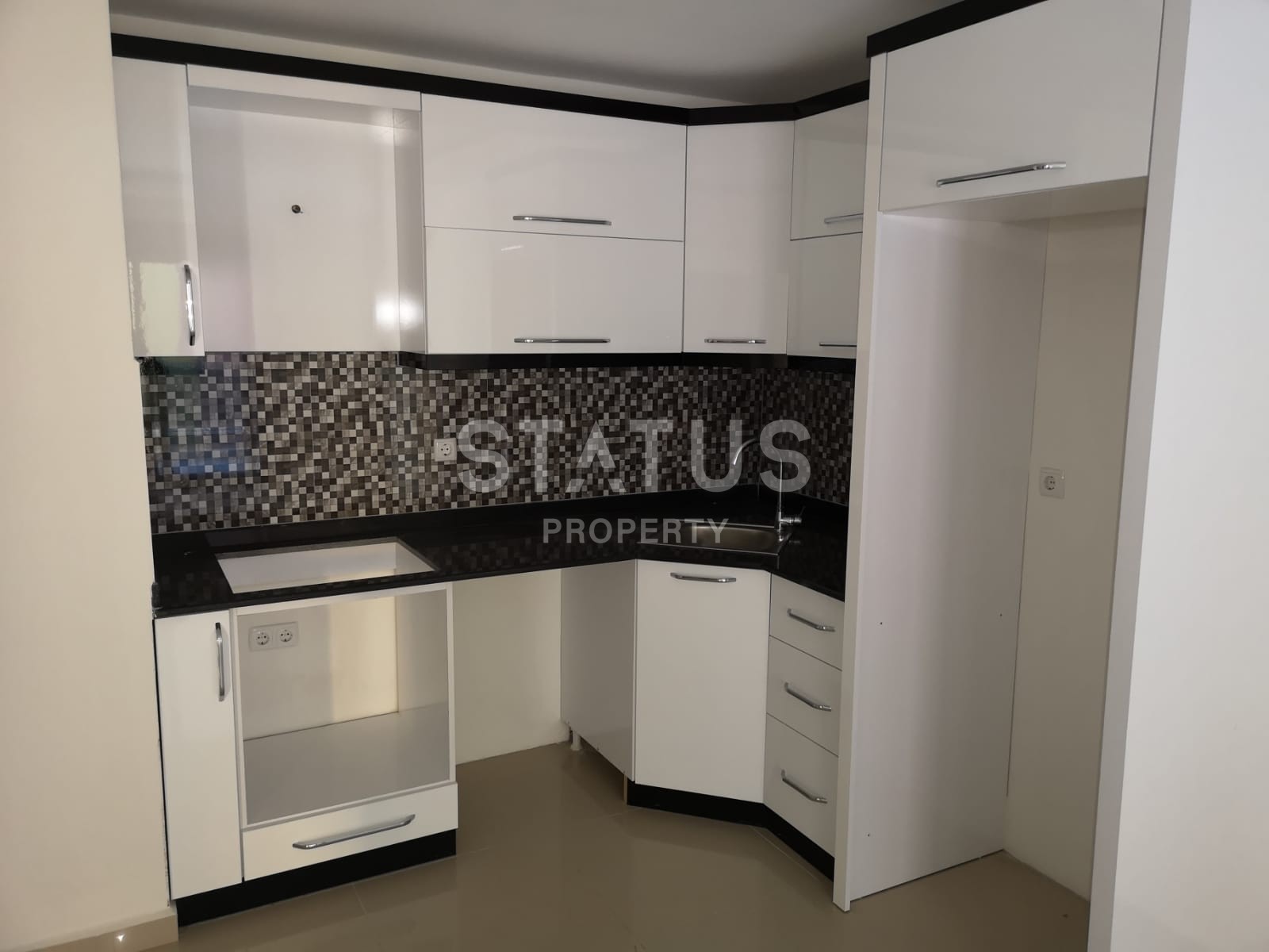 Просторная квартира в новом комплексе с бассейном и джакузи на крыше. 65 кв.м. фото 7