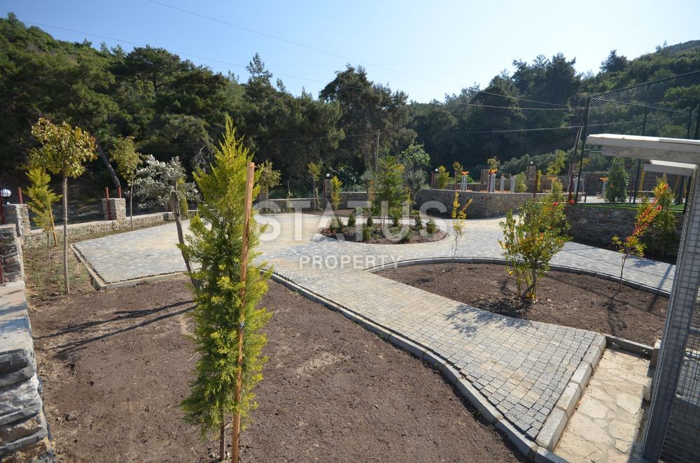 Luxury apartments in a luxury complex in Kargicak фото 6