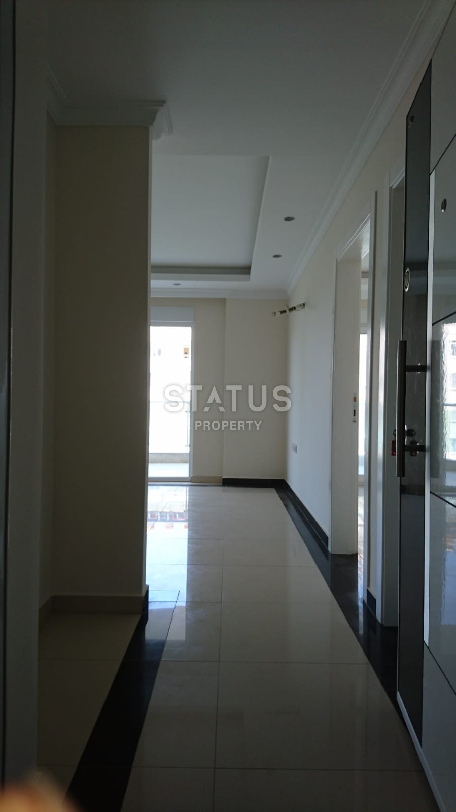 Просторная двухкомнатная квартира в комплексе с бассейном, 75 м2 фото 6