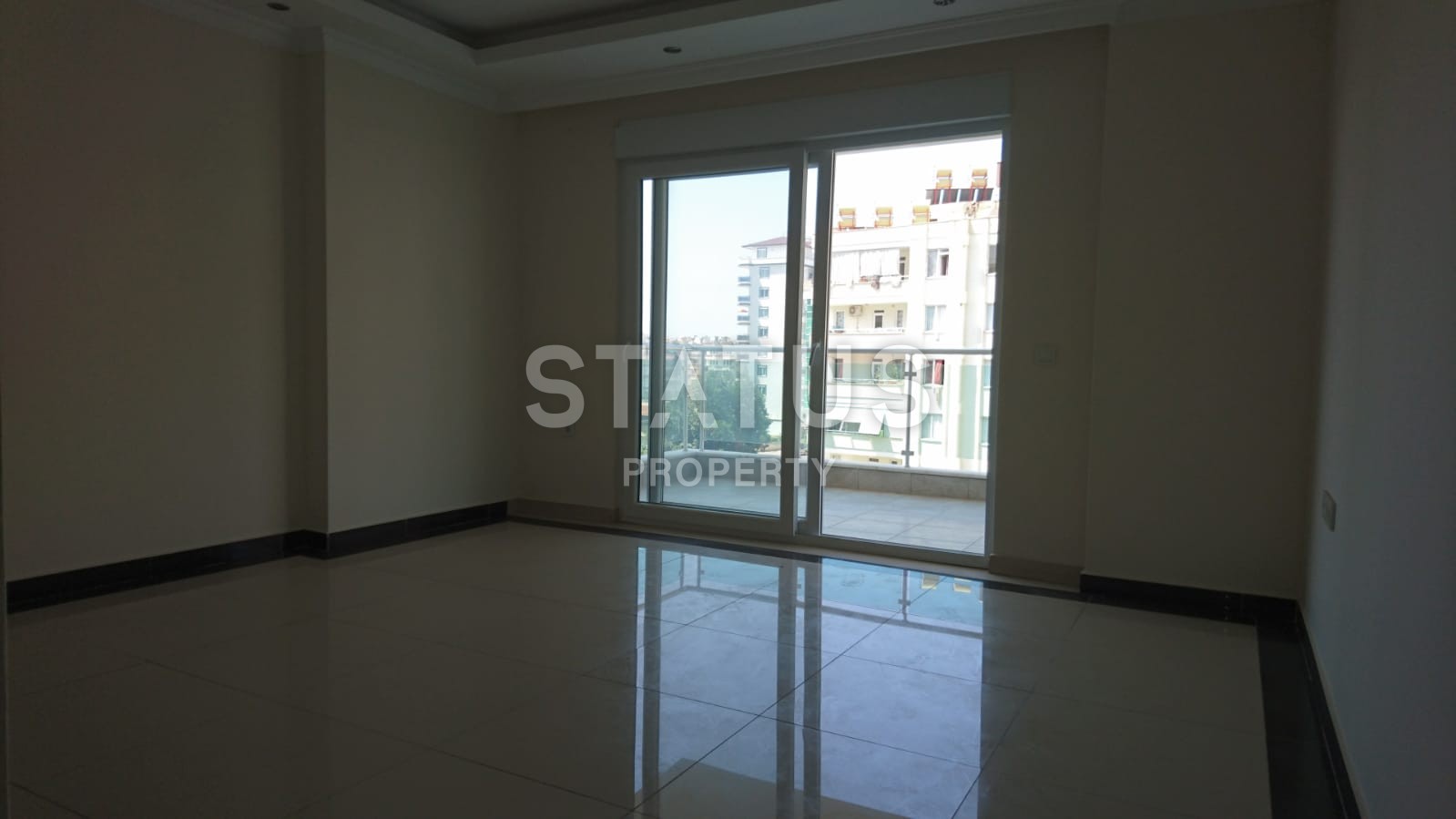 Просторная двухкомнатная квартира в комплексе с бассейном, 75 м2 фото 3