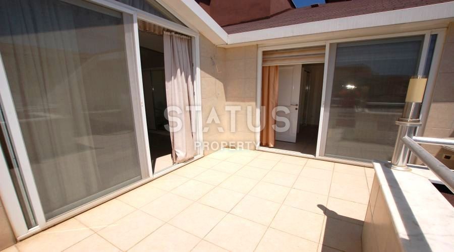 Огромный пентхаус в комплексе с богатой инфраструктурой в Обе,257 м2 фото 22