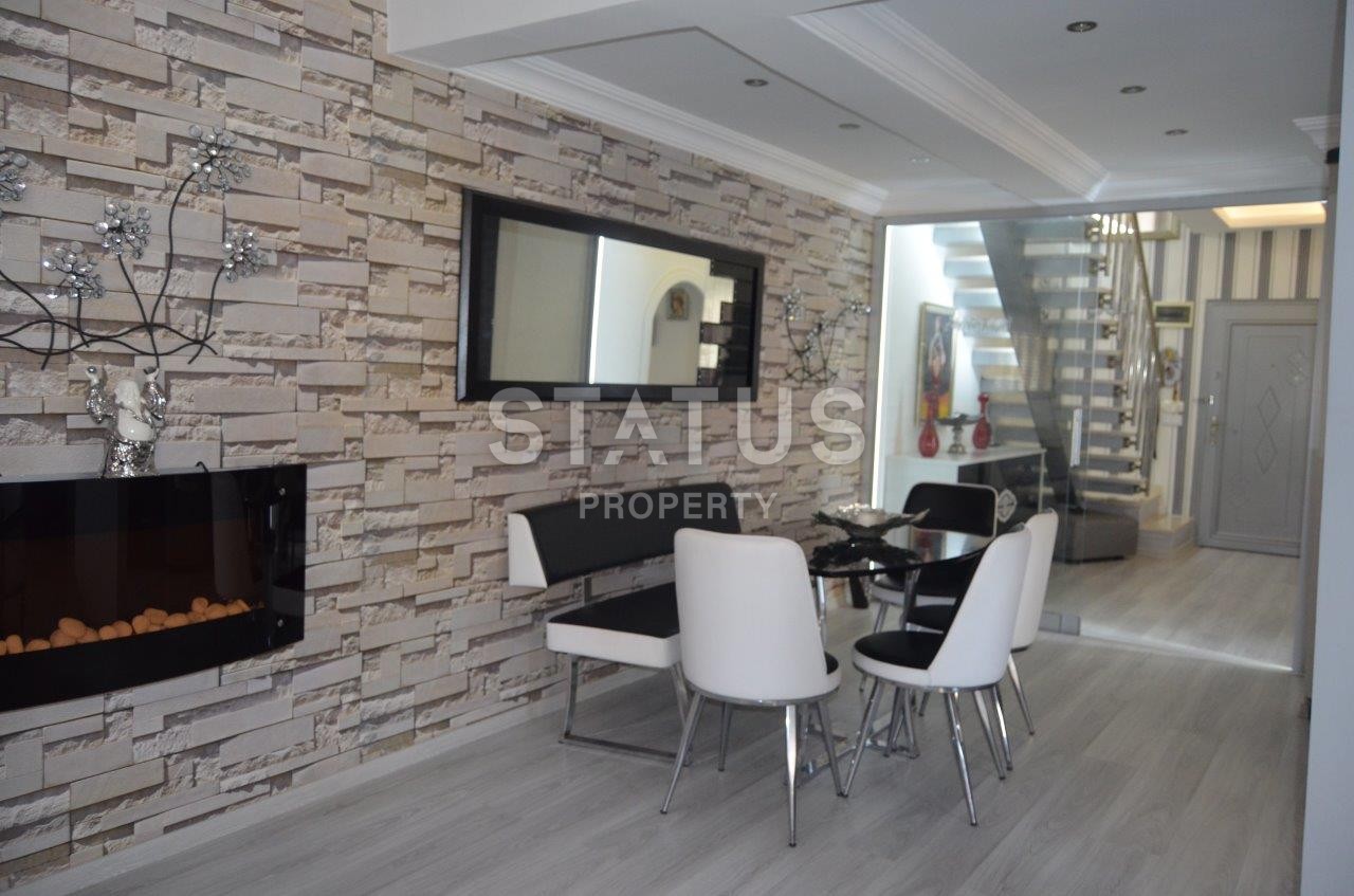 Большой меблированный дуплекс 4+1 в Махмутларе Алания, до моря 50 м, 195 м2 фото 6