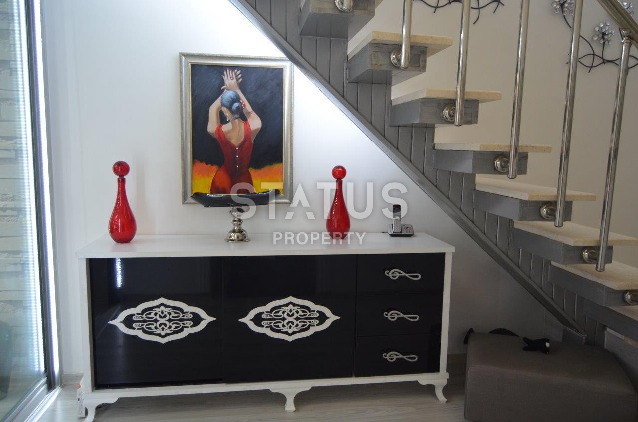 Большой меблированный дуплекс 4+1 в Махмутларе Алания, до моря 50 м, 195 м2 фото 23