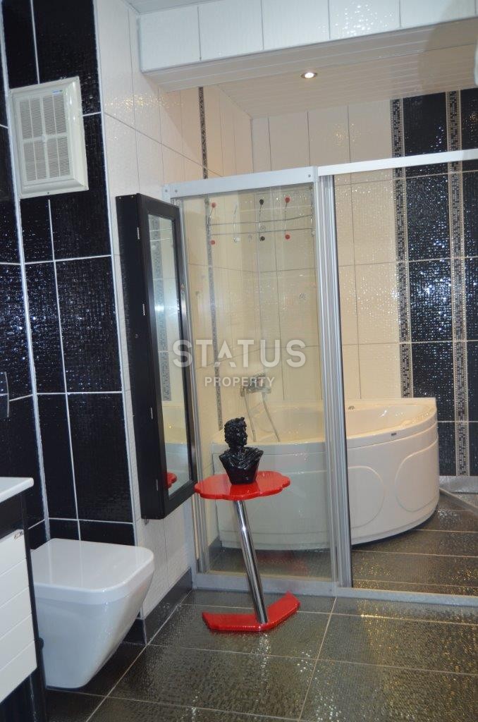 Большой меблированный дуплекс 4+1 в Махмутларе Алания, до моря 50 м, 195 м2 фото 29