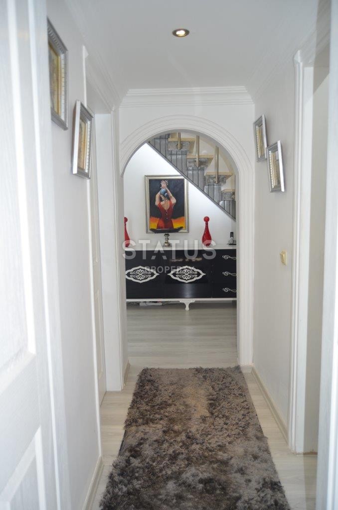 Большой меблированный дуплекс 4+1 в Махмутларе Алания, до моря 50 м, 195 м2 фото 33