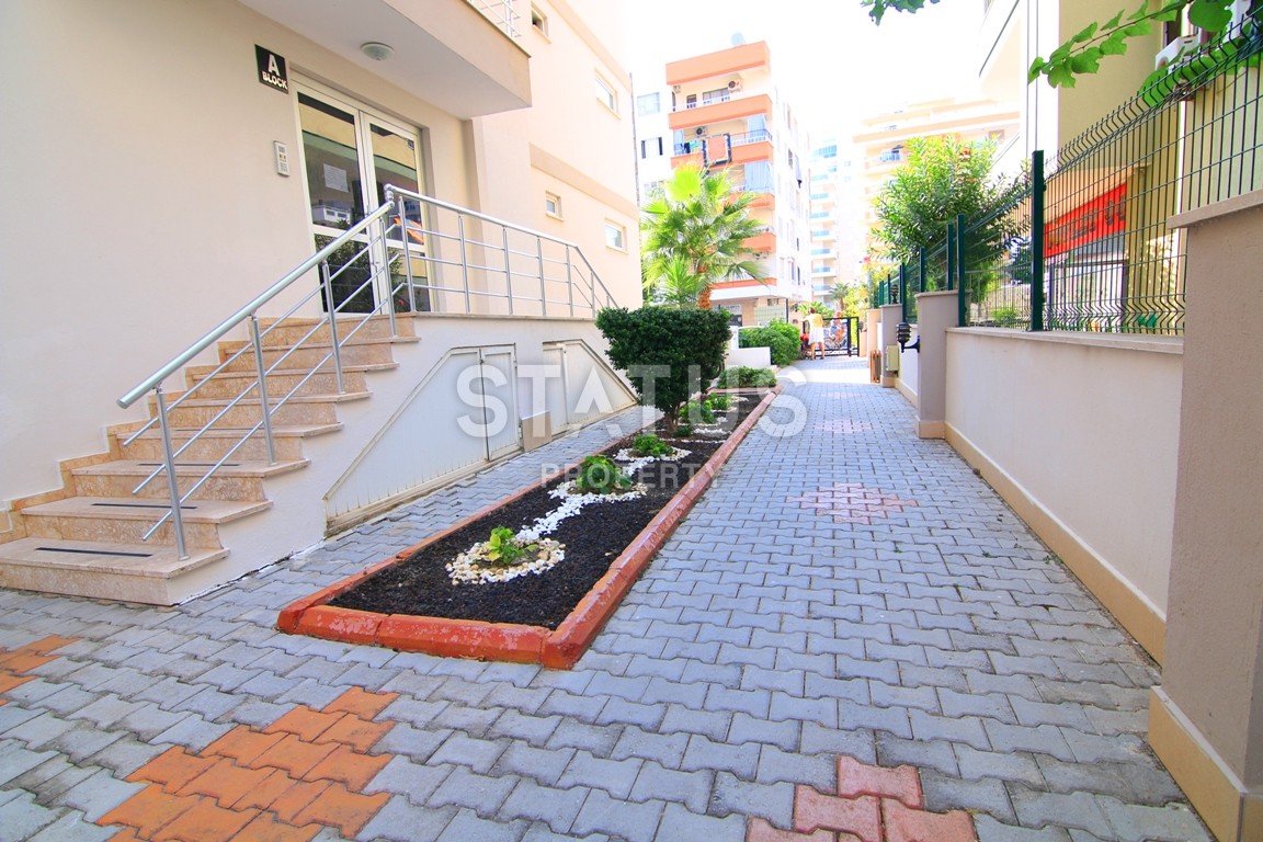 Меблированные двухкомнатные апартаменты в комплексе с бассейном, 50 м2 фото 15