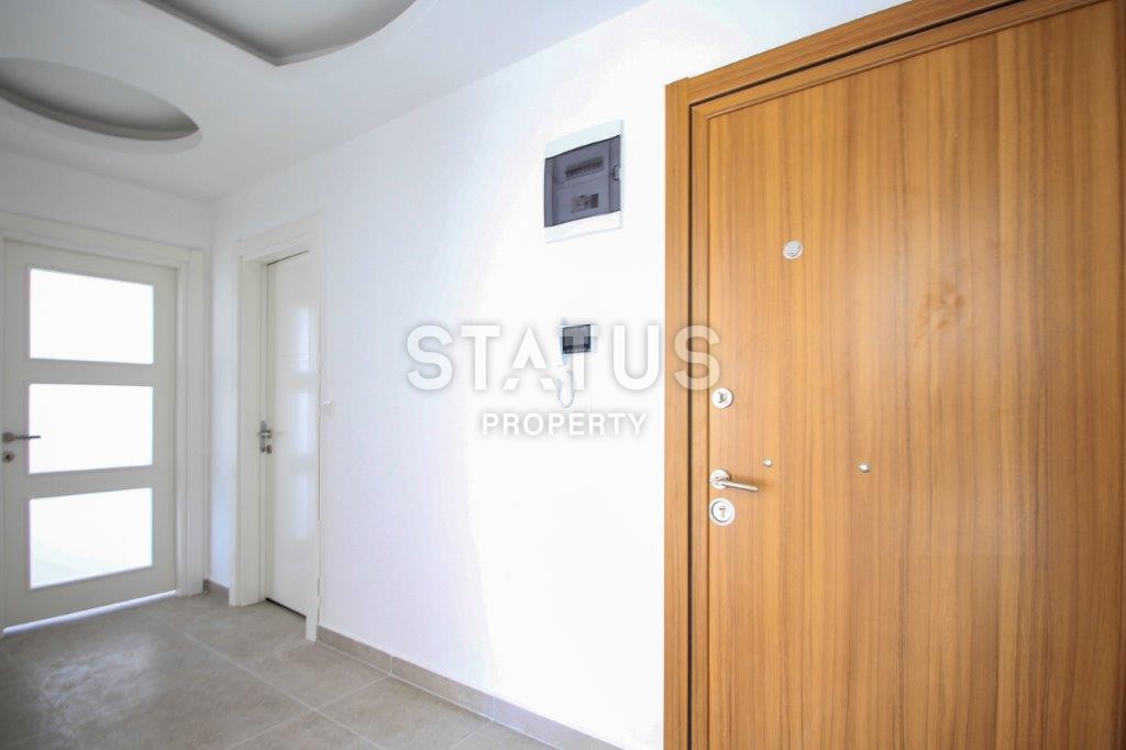 Просторная квартира в новом комплексе с крытым бассейном 130 кв.м. фото 3