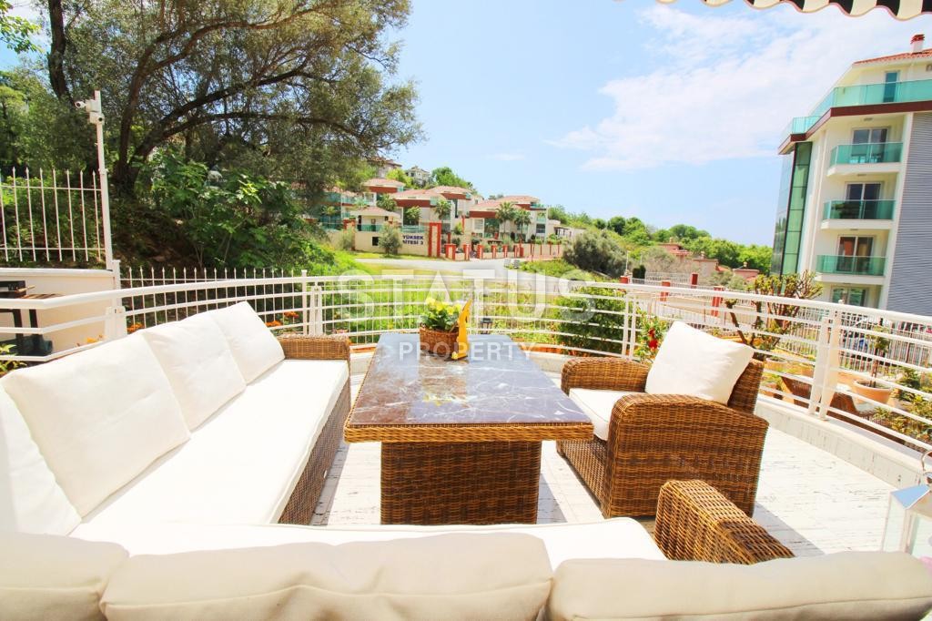 Spacious villa 2+1 in a complex with a swimming pool, Kargicak 140 m2 фото 6