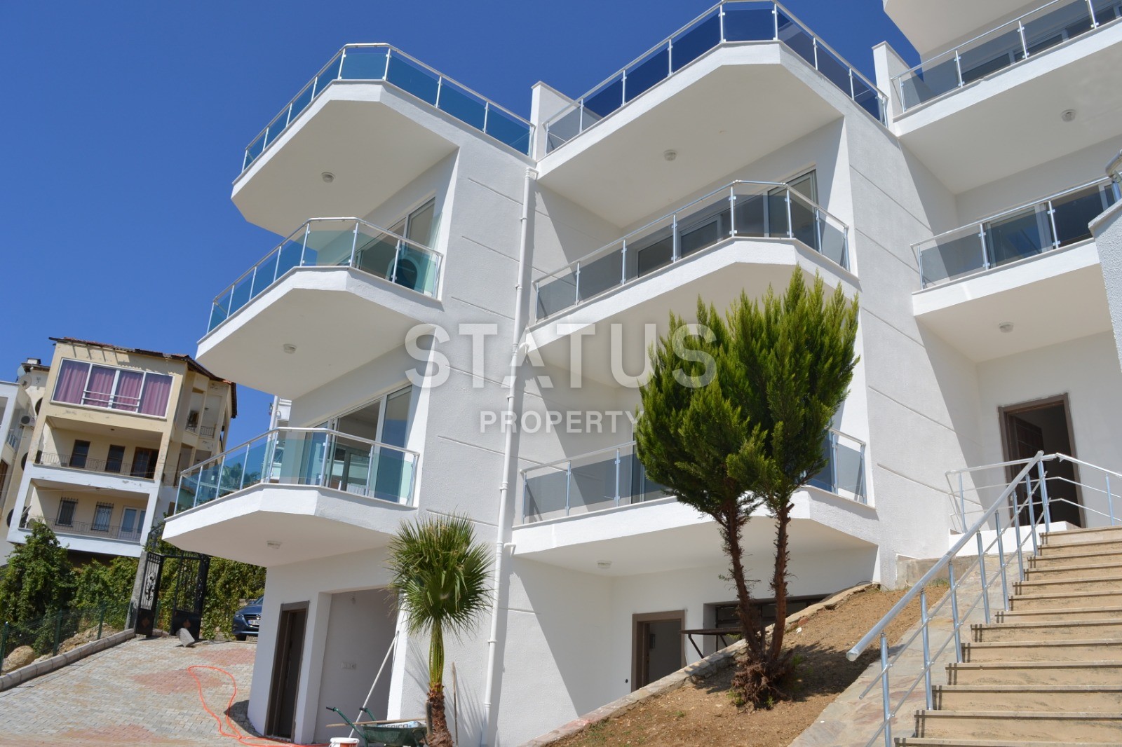 Дублекс с прямым видом на море и собственным гаражом в Конаклы 150 кв.м. фото 3