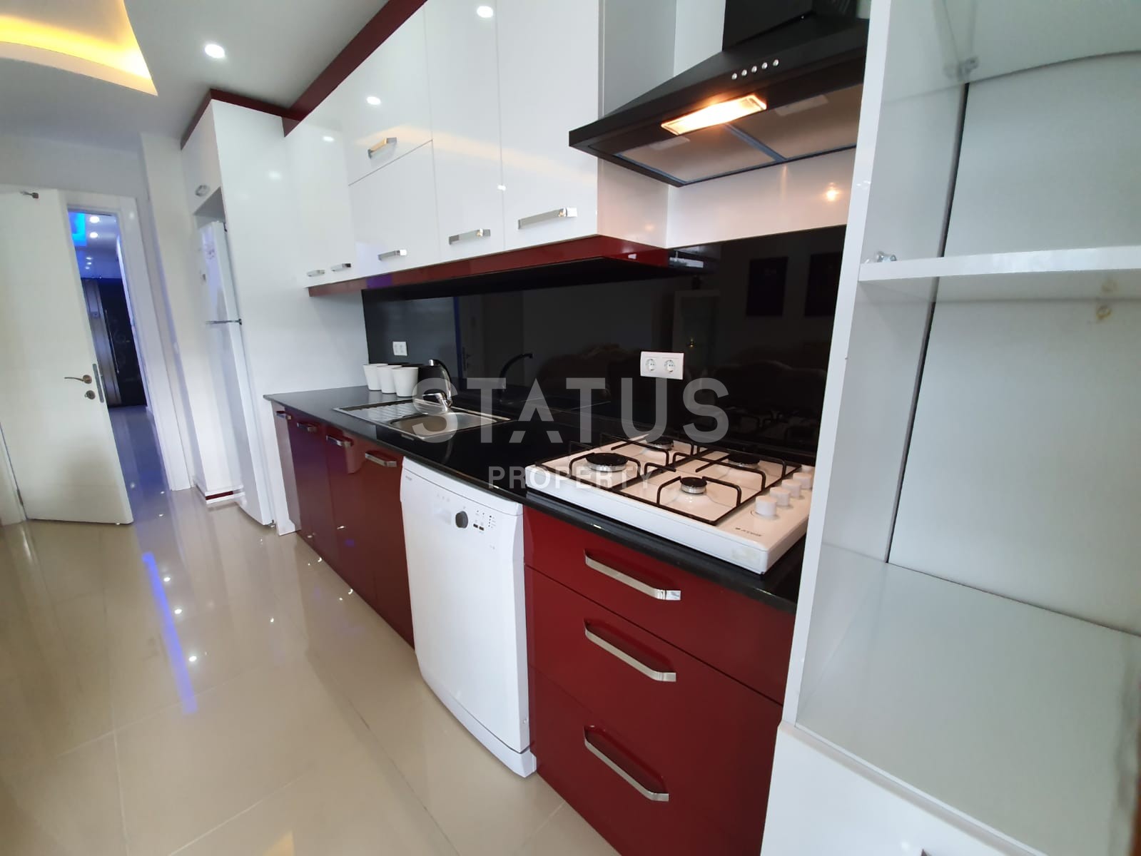 Трехкомнатная квартира с новой мебелью в Махмутларе, 110 м2. фото 6