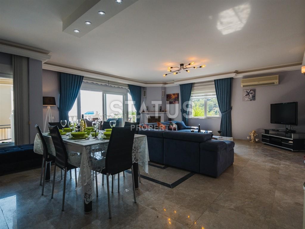 Потрясающая вилла с личным бассейном в центре Алании по отличной цене 200 кв.м. фото 36