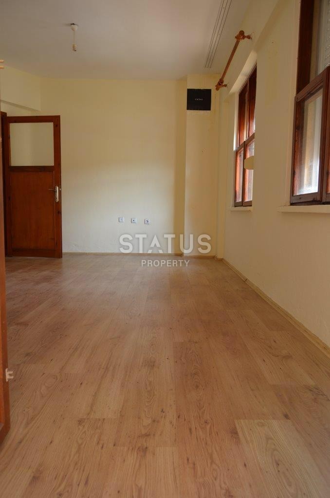 Недорогая трехкомнатная квартира в 200 метрах до моря, 110 м2 фото 8