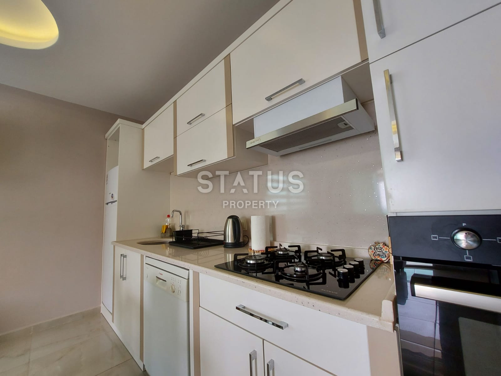 Spacious one-bedroom apartment with sea view in Kestel. 65m2 фото 6